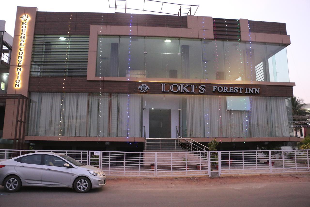 Lokis Forest Inn Hyderabad Bagian luar foto